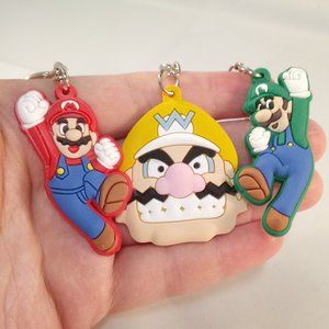 Men's Silver Mario Brothers Mario Luigi Wario Characters Keychain Key Ring 3 pcs